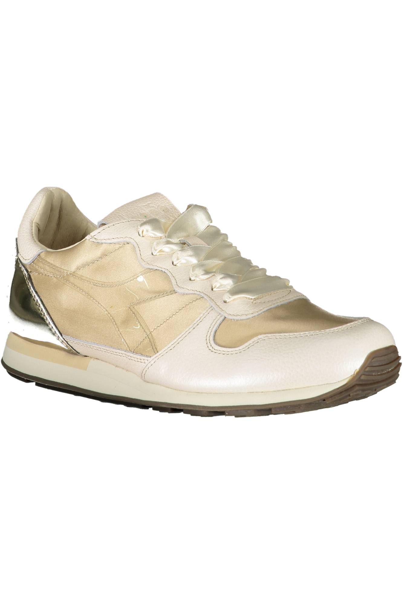 DIADORA
