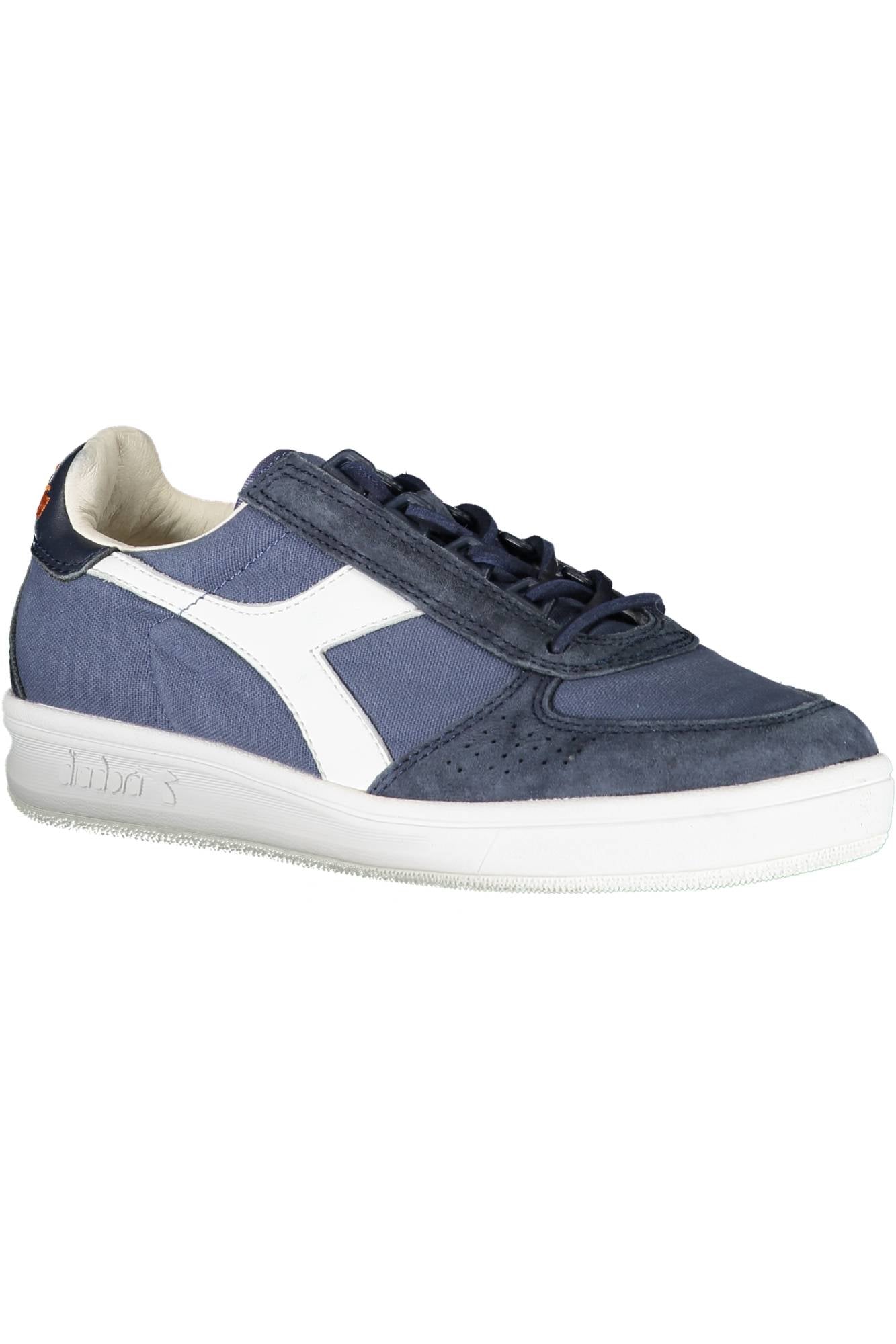 DIADORA