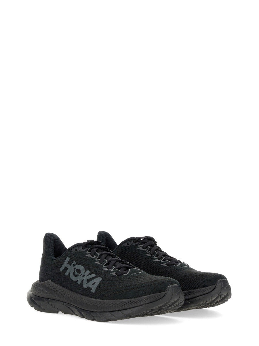 HOKA ONE ONE