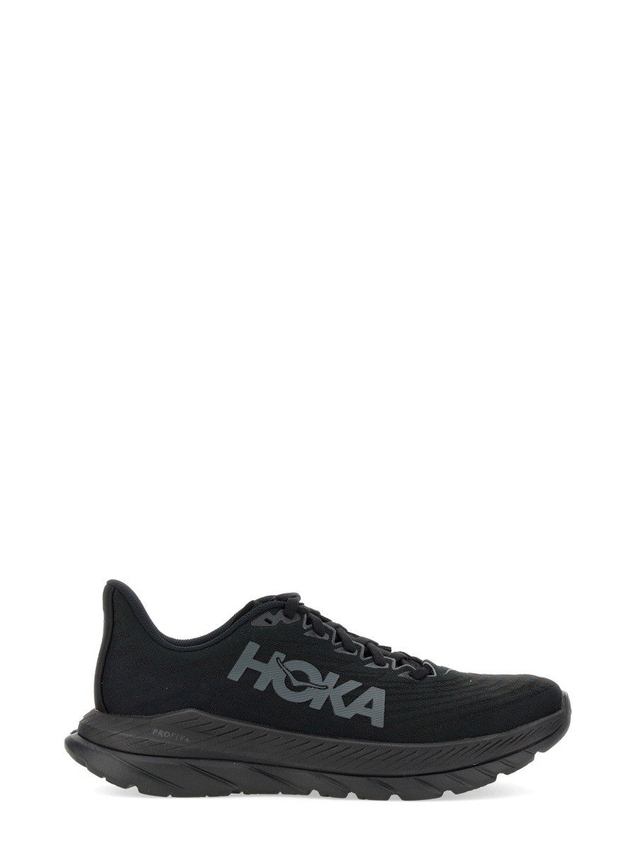 HOKA ONE ONE