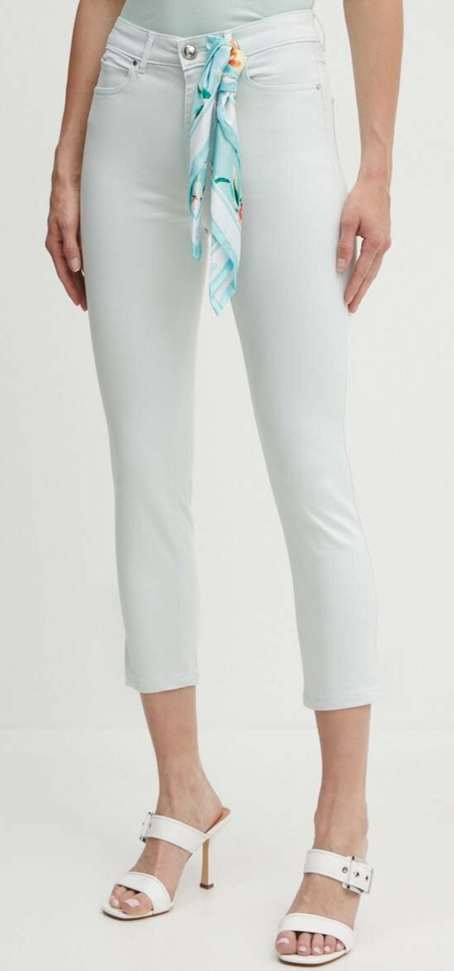 GUESS JEANS